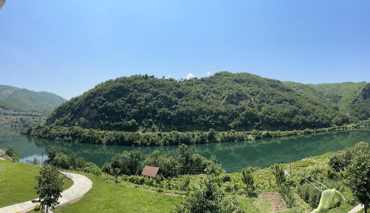 Guest House Florini 2023 Fierze Екстериор снимка